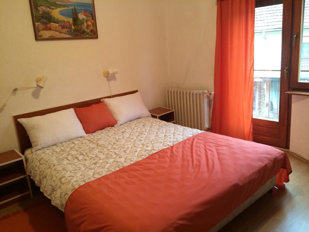 Guesthouse Smiljanic Slavkovica Екстериор снимка